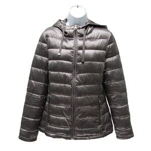 Andrew Marc Women's Packable Lightweight Premium Down Hooded Jacket, Silver, S